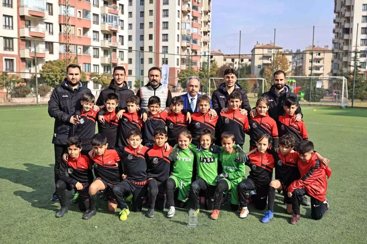 Talas’ta Ara Tatil Futbol Turnuvası: Şampiyon Kayserispor