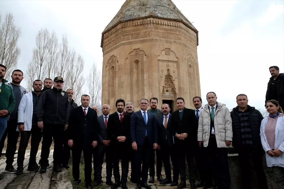 Van’da Kütüphane Seferberliği