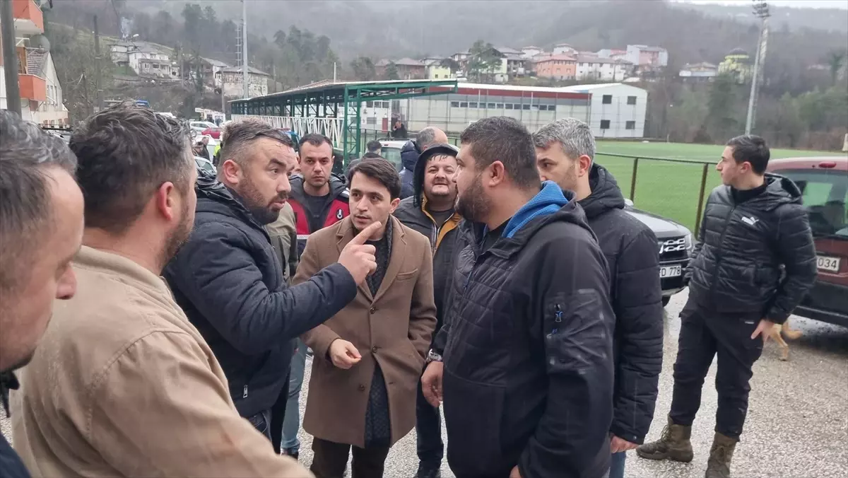 Yığılca’daki Amatör Maçta Olaylar Çıktı